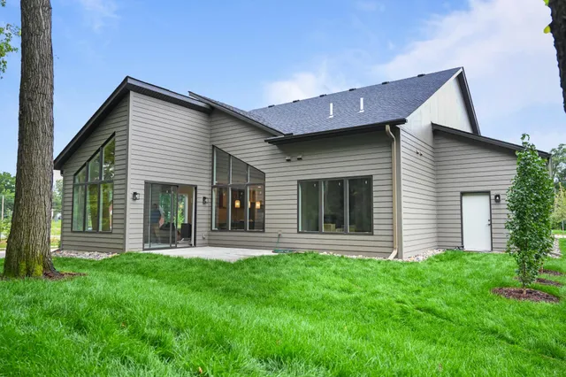 $839,900 | 600 Kraewood Drive, Northfield, MN 55057