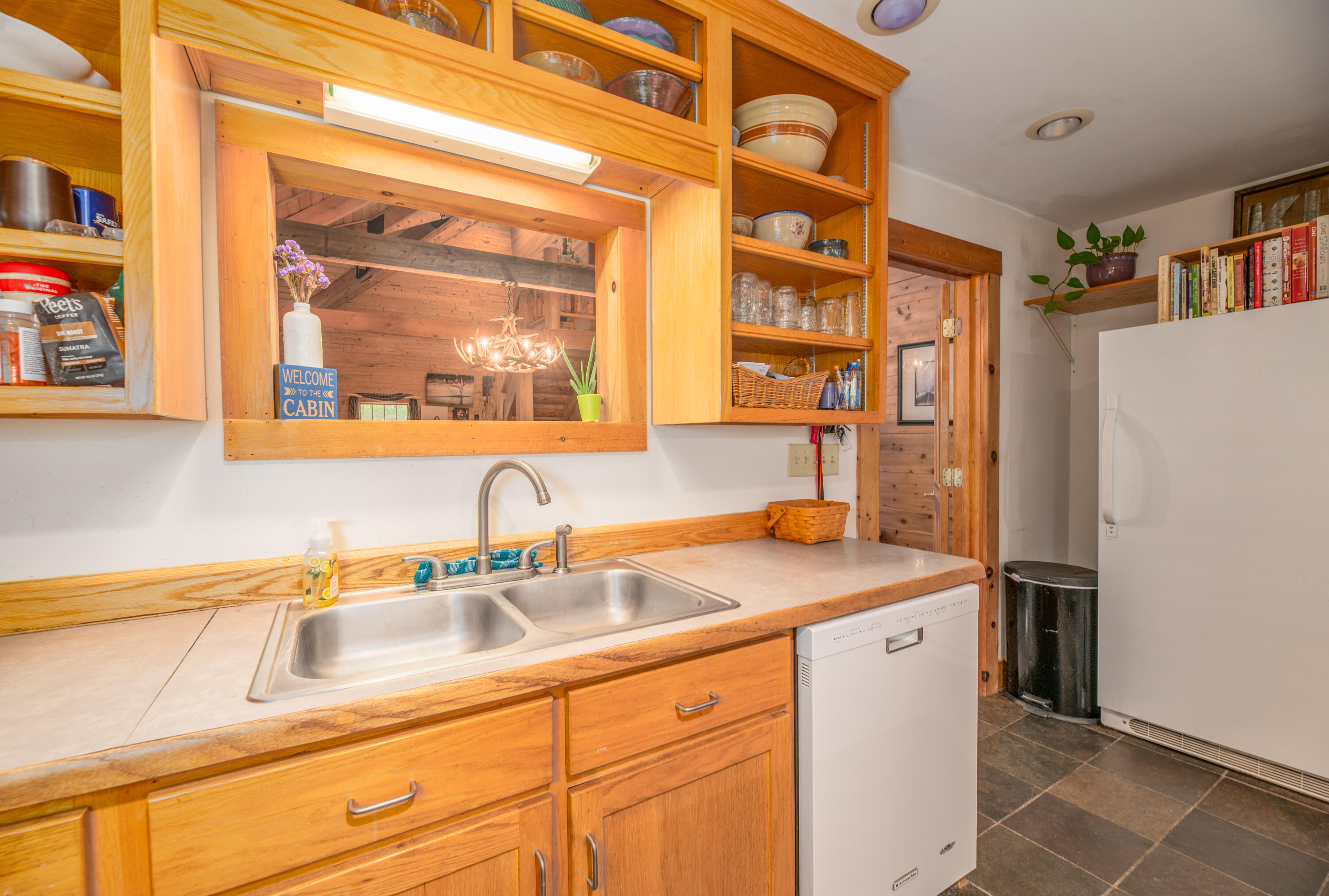 385 Johnson Flat Road Pittsfield, ME 04927 - Photo 24 of 45 Interior35