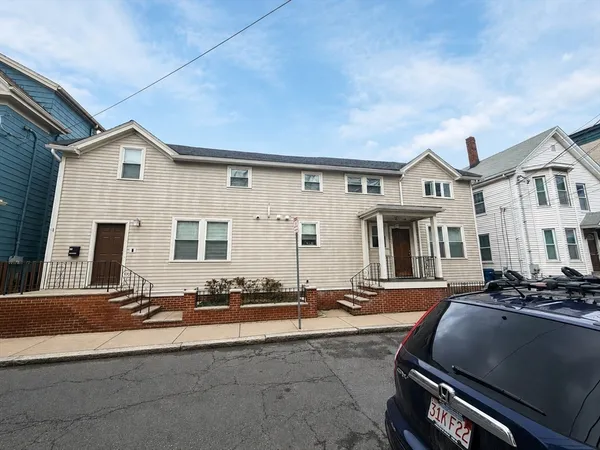 $6,500 | 11 Oakland Street, Unit 11, Cambridge, MA 02139
