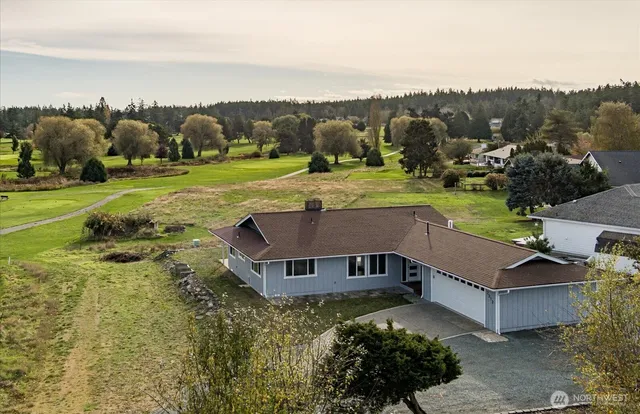 $620,000 | 2312 Fairway Lane, Oak Harbor, WA 98277