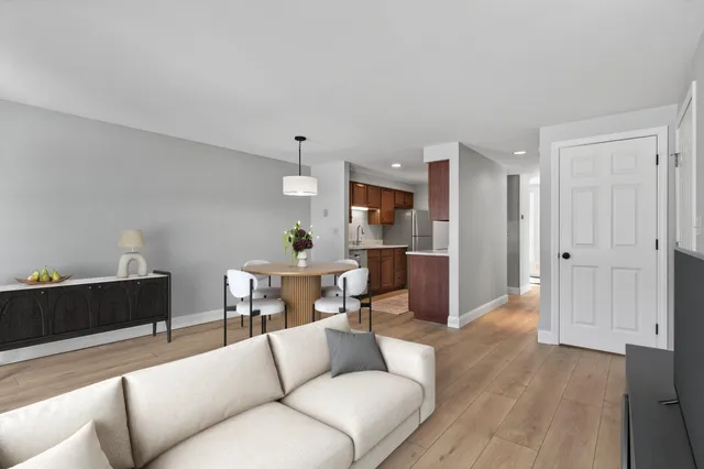 $415,000 | 1 Elizabeth Road, Unit 1, South Berwick, ME 03908