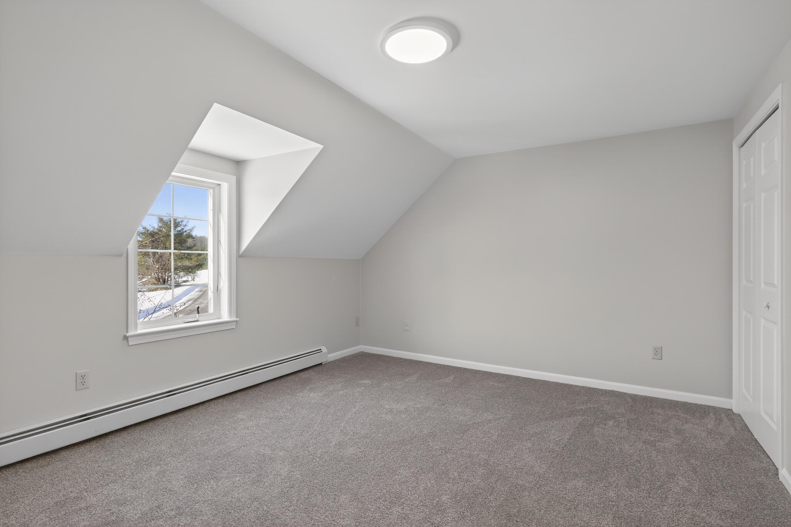 1 Elizabeth Road, Unit 1 South Berwick, ME 03908 - Photo 16 of 25 1_Elizabeth_Rd_050