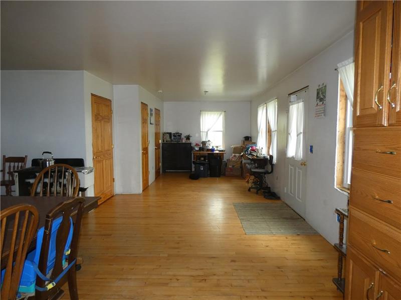 253 Cokain Road Harrisville, PA 16038 - Photo 11 of 25