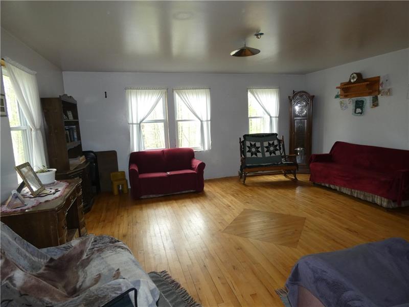 253 Cokain Road Harrisville, PA 16038 - Photo 6 of 25