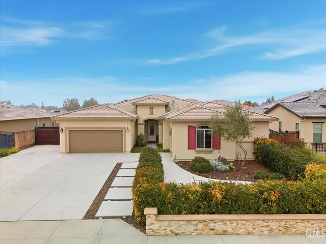 $699,990 | Undisclosed Address, Bakersfield, CA 93314