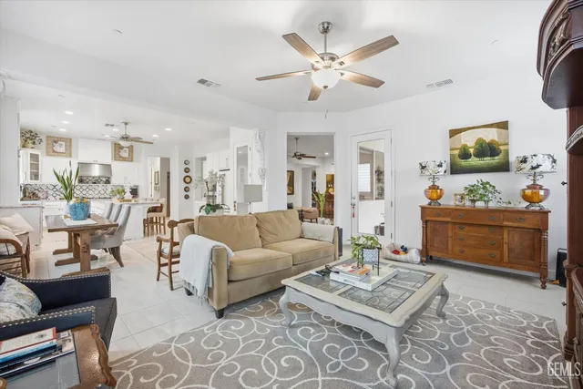 $679,990 | Undisclosed Address, Bakersfield, CA 93314