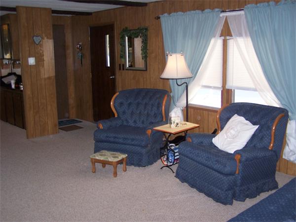 47 Eastbridge Road Taunton, MA 02780 - Photo 8 of 17 Gallery Image 8