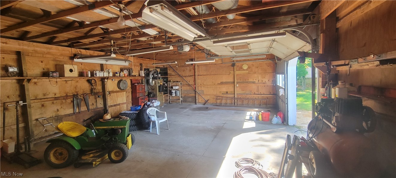 12399 Old State Road Chardon, OH 44024 - Photo 14 of 21 View of garage