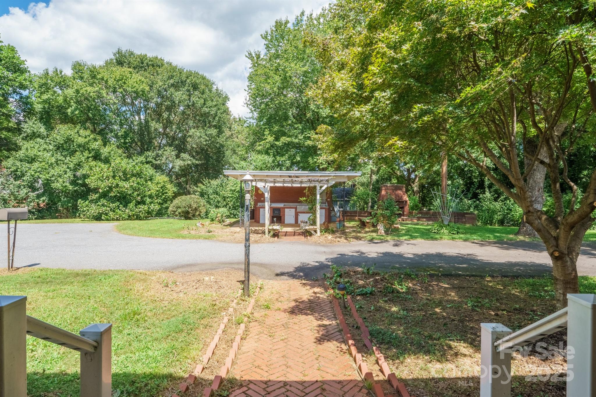 152 31st Avenue Northwest Hickory, NC 28601 - Photo 10 of 45