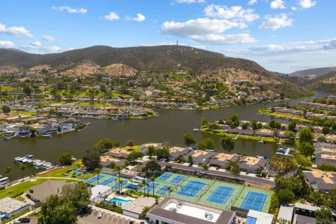 $450,000 | 1664 Circa Del Lago, Unit E104, San Marcos, CA 92078