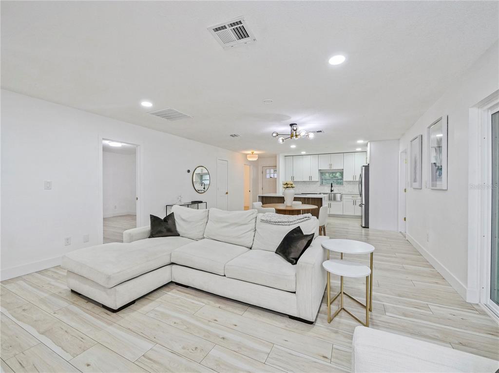 1220 Winston Road Maitland, FL 32751 - Photo 11 of 29