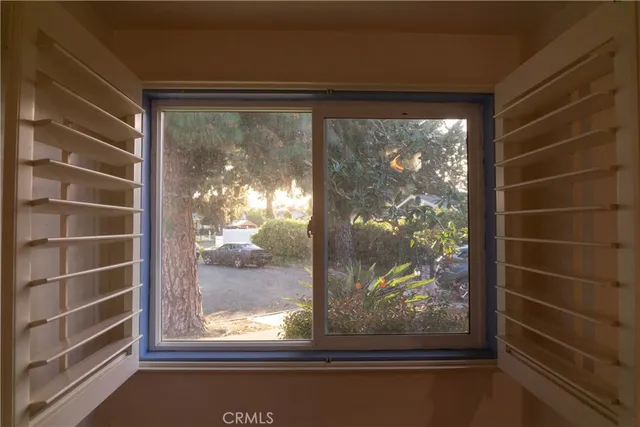 a house view with a backyard space