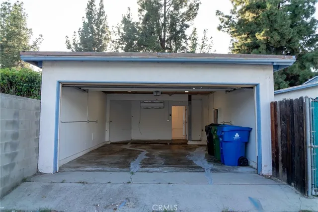 $3,695 | 20121 Comanche Avenue, Winnetka, CA 91306