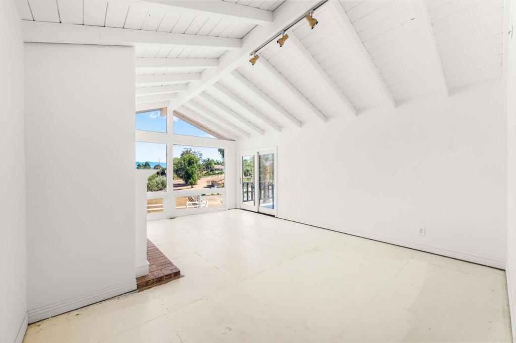 758 Verde Avenue Fallbrook, CA 92028 - Photo 15 of 71 a view of a living room and entryway