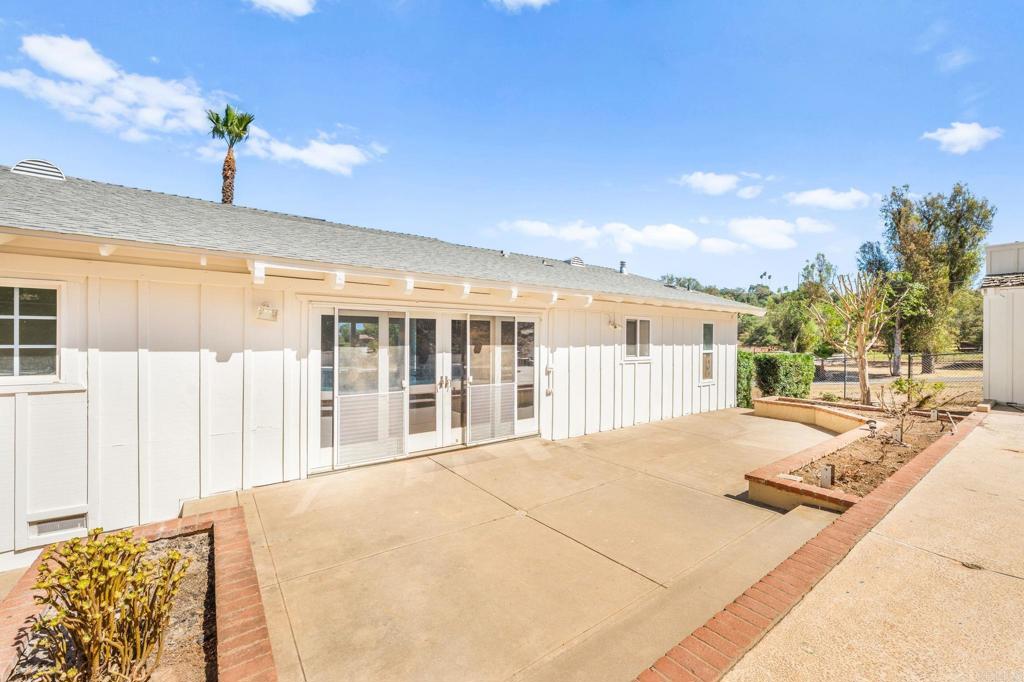 758 Verde Avenue Fallbrook, CA 92028 - Photo 53 of 71 a view of a house with backyard and sitting area