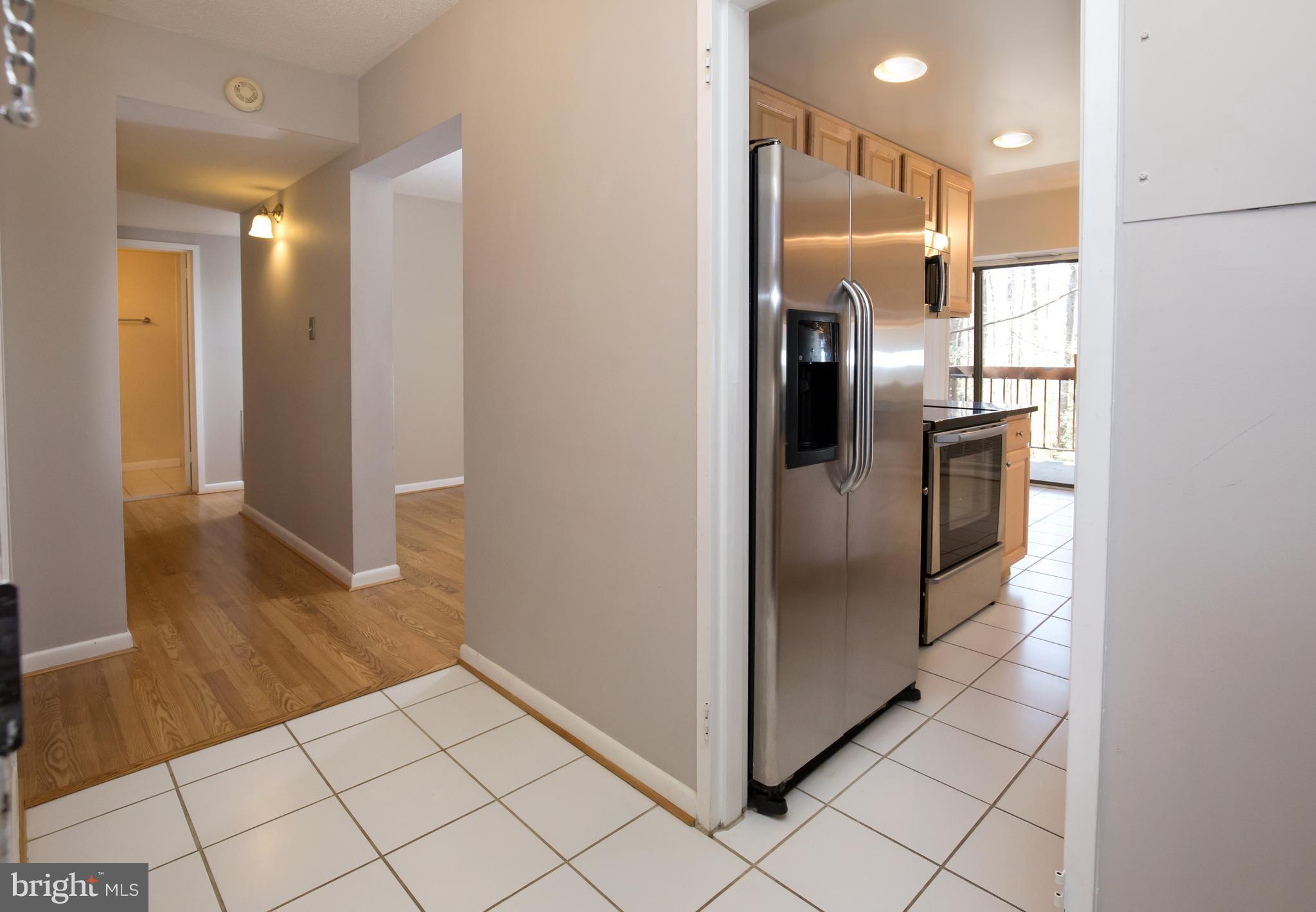 11621 Stoneview Square, Unit 11C Reston, VA 20191 - Photo 2 of 22 Interior (General)