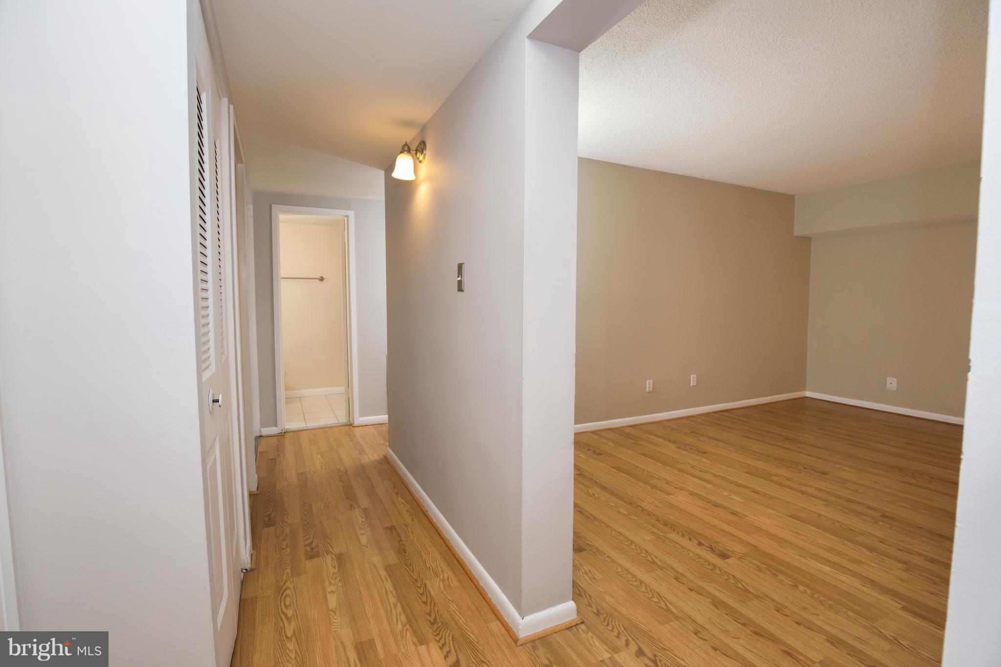 11621 Stoneview Square, Unit 11C Reston, VA 20191 - Photo 11 of 22 Interior (General)