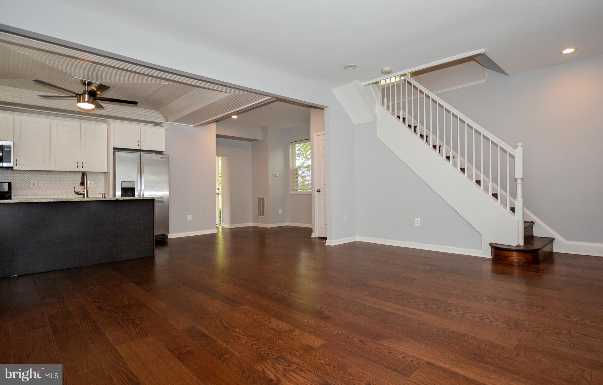 3517 Lynchester Road Baltimore, MD 21215 - Photo 5 of 43 Great Room
