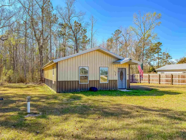$169,000 | 11963 Northwest Lake Mystic Lee Duggar Road, Bristol, FL 32321