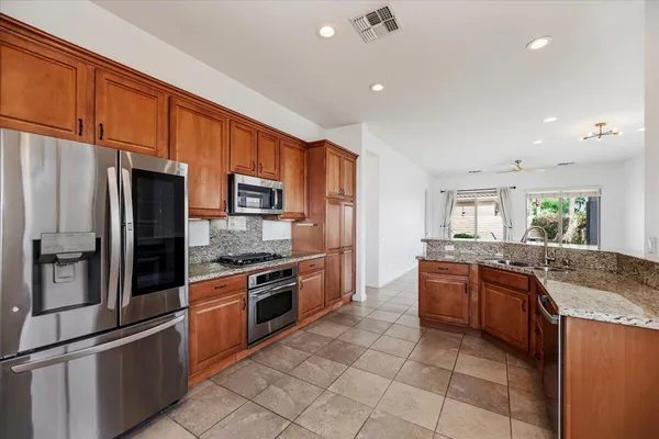 $2,600 | 81916 Avenida Del Toro, Indio, CA 92203