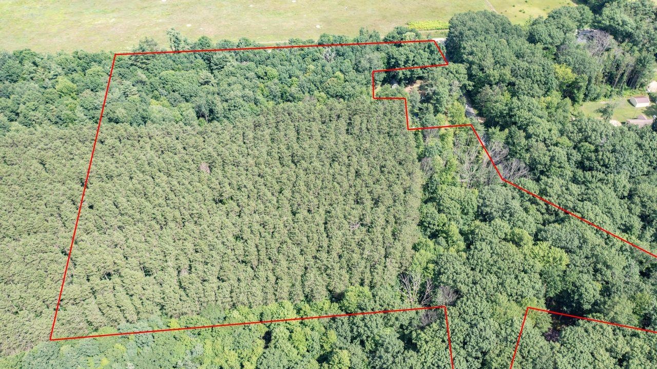 East Oak Ridge Lane Gresham, WI 54128 - Photo 13 of 17