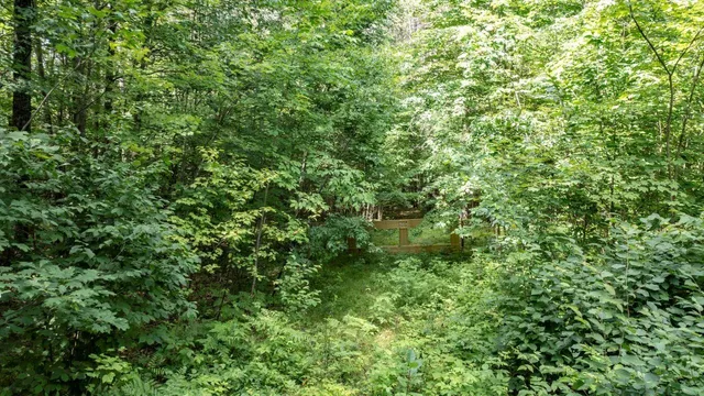 $75,000 | East Oak Ridge Lane, Gresham, WI 54128