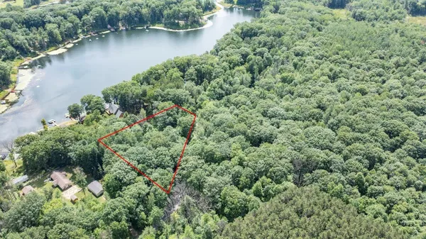 $75,000 | East Oak Ridge Lane, Gresham, WI 54128