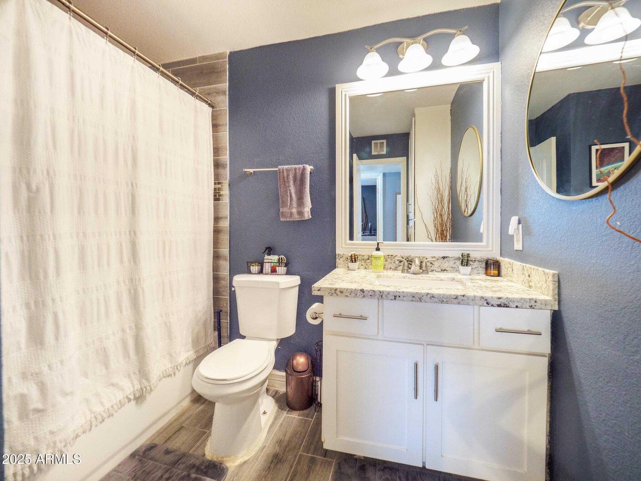 8728 East Monte Vista Road Scottsdale, AZ 85257 - Photo 17 of 28 3rd Bathroom