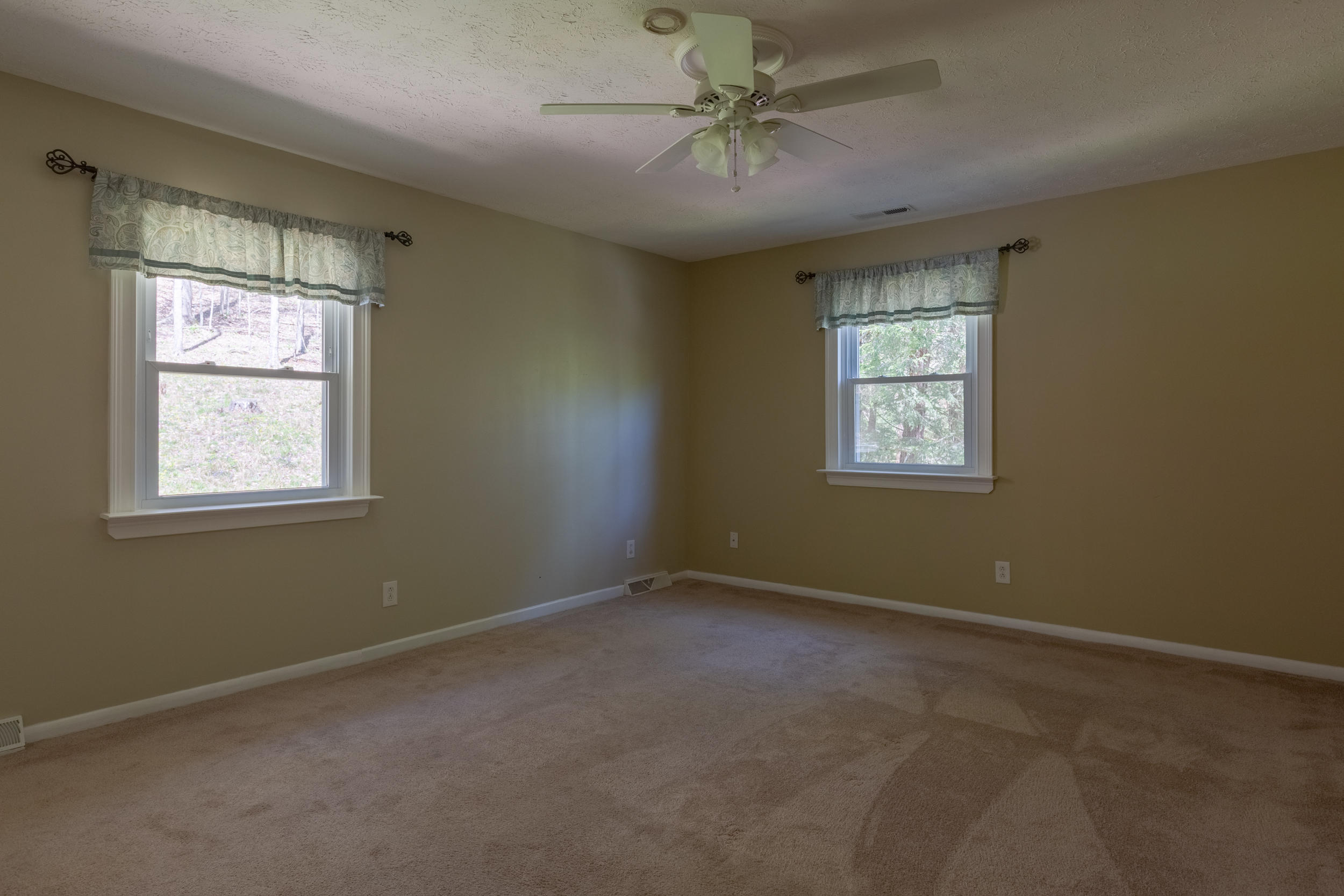 236 Gum Hollow Road Oak Ridge, TN 37830 - Photo 25 of 40 SMJ_IMG_0580-H