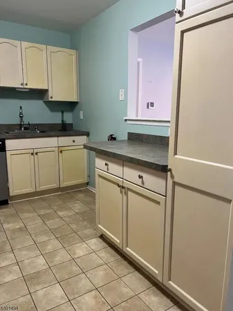 $2,600 | 1635 King Court, Dunellen, NJ 08812