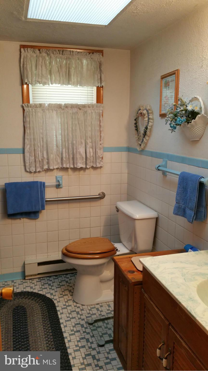 7856 Riverside Drive Pasadena, MD 21122 - Photo 6 of 10 Bath