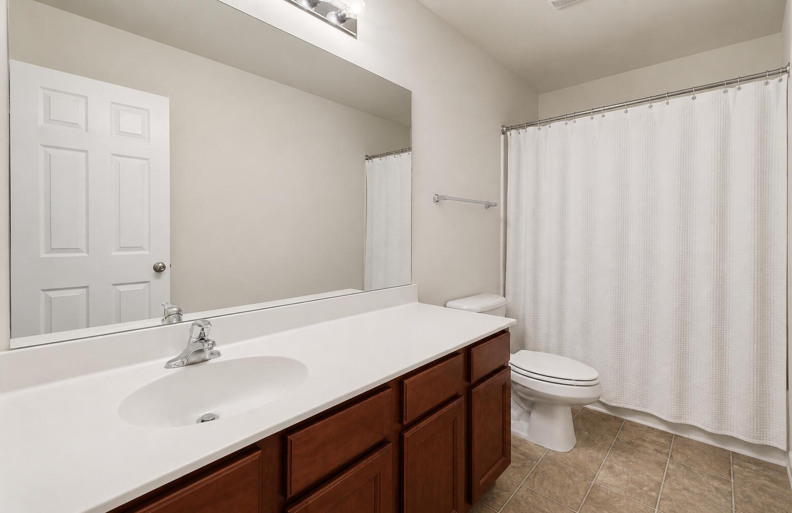 3130 Cold Harbor Way Charleston, SC 29414 - Photo 17 of 26 Hall Bathroom