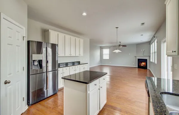 $4,000 | 3130 Cold Harbor Way, Charleston, SC 29414