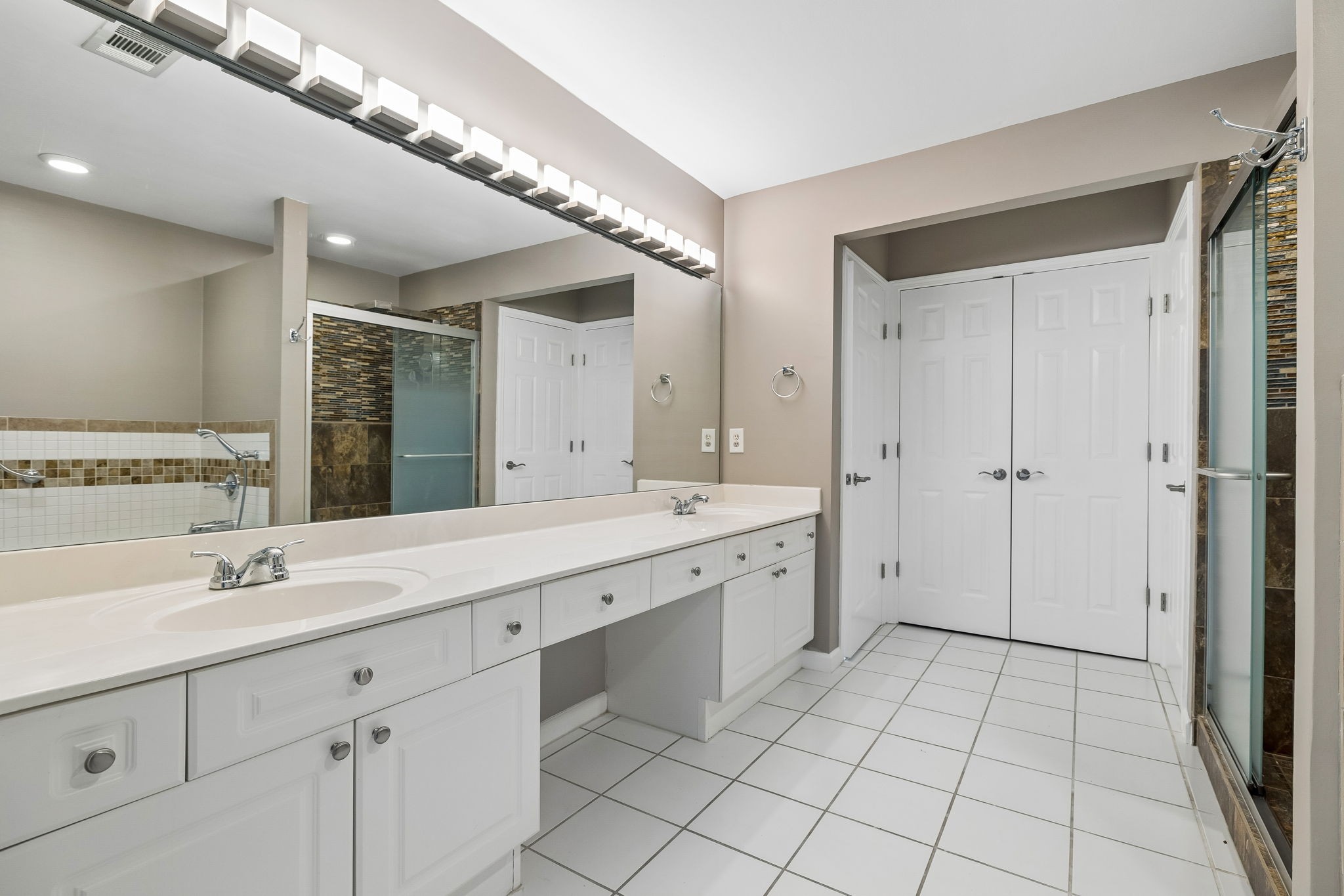 231 Green Harbor Road, Unit 101 Old Hickory, TN 37138 - Photo 44 of 55