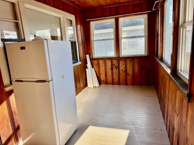 $2,800 | 56 Stafford Road, Unit 1, Hull, MA 02045