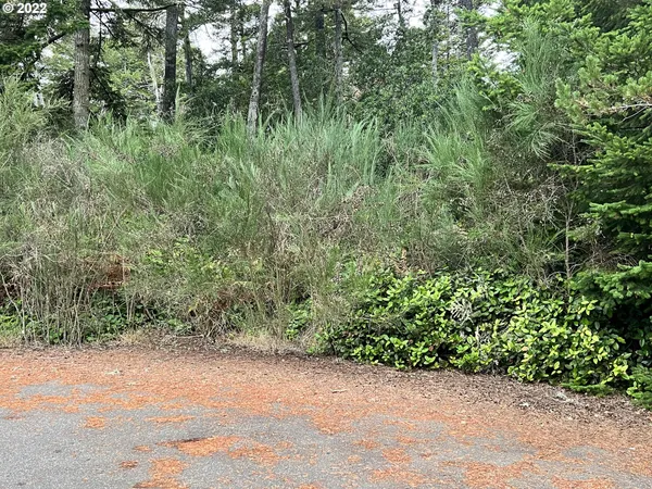 $233,500 | 8th Street, Florence, OR 97439
