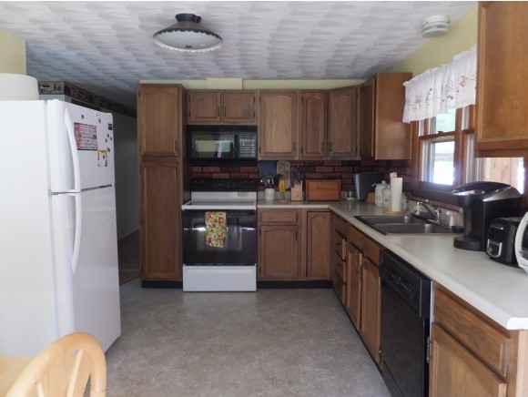 196 North Village Road Loudon, NH 03307 - Photo 7 of 17