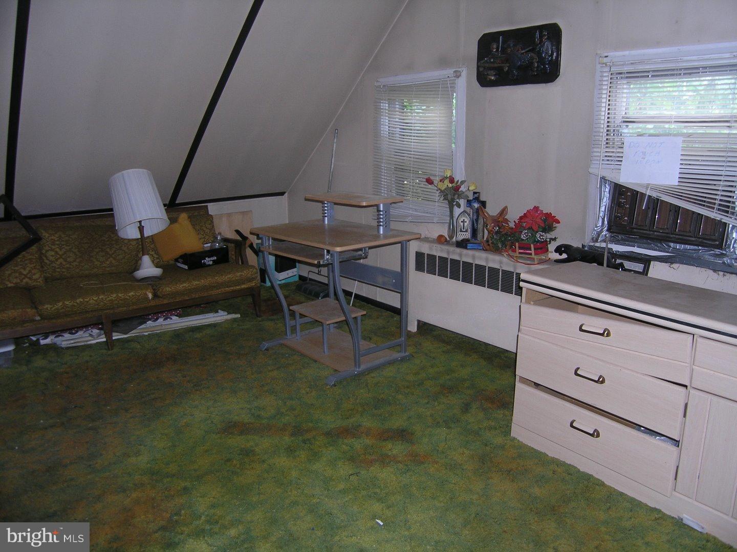 9348 Academy Road Philadelphia, PA 19114 - Photo 15 of 16 Gallery Image 15
