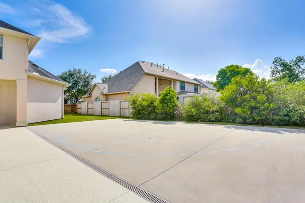 $5,500 | 20637 Eaglewood Trace Drive, Porter, TX 77365