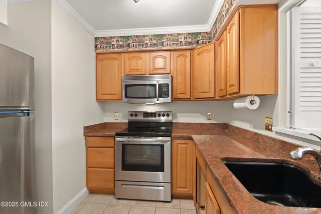 $5,400 | 7 River Road, Unit 306, Cos Cob, CT 06807