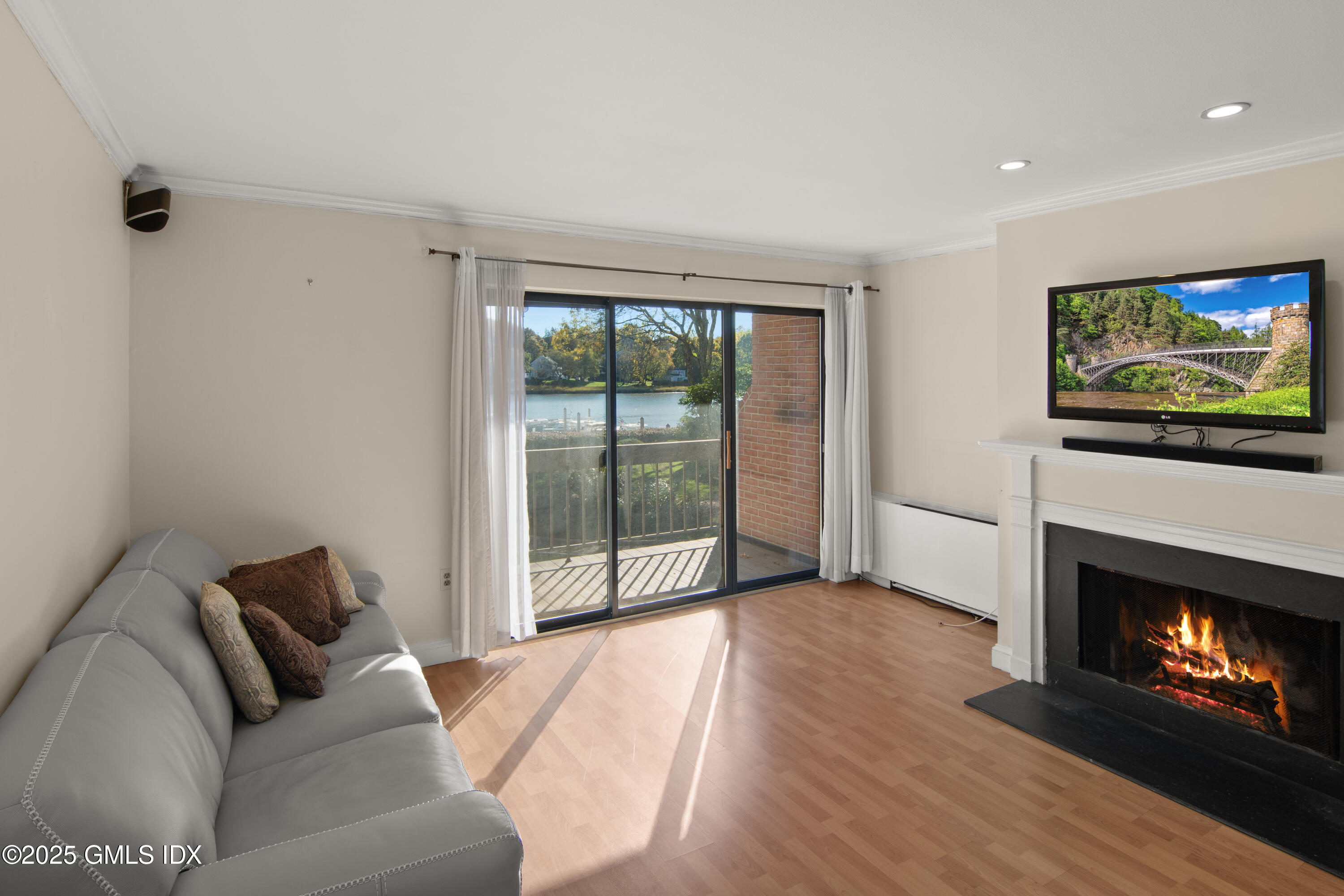 7 River Road, Unit 306 Cos Cob, CT 06807 - Photo 4 of 25 DSC_7248