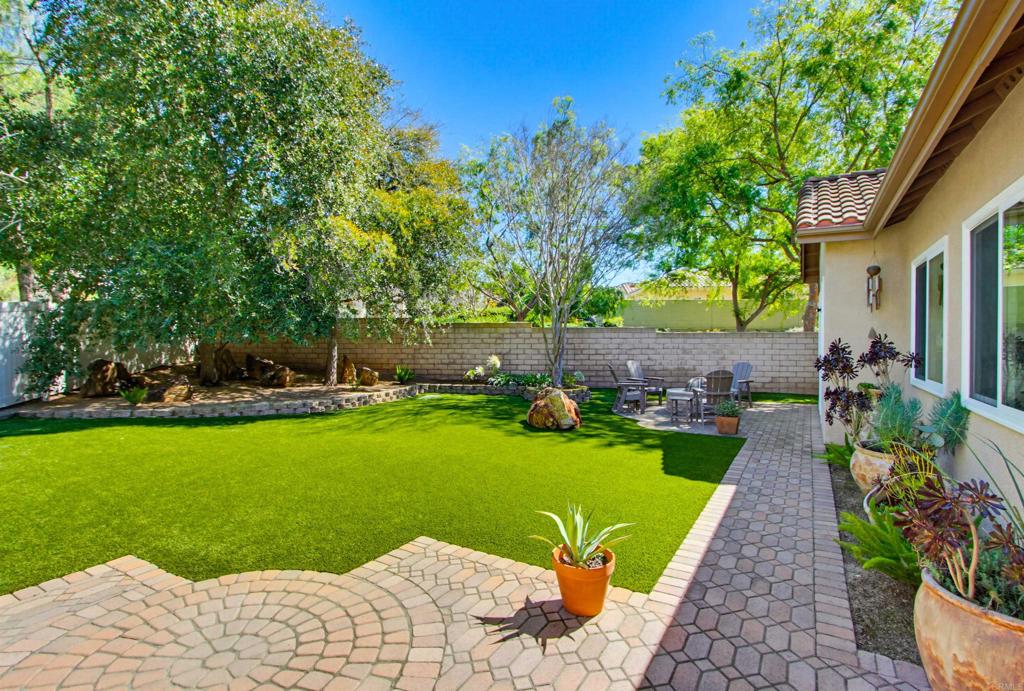 2194 Stone Castle Fallbrook, CA 92028 - Photo 42 of 60 a view of a backyard with sitting area