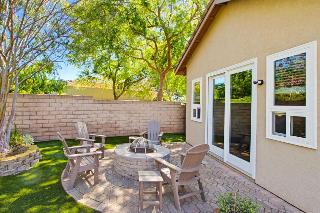 2194 Stone Castle Fallbrook, CA 92028 - Photo 43 of 60 a backyard of a house with seating space