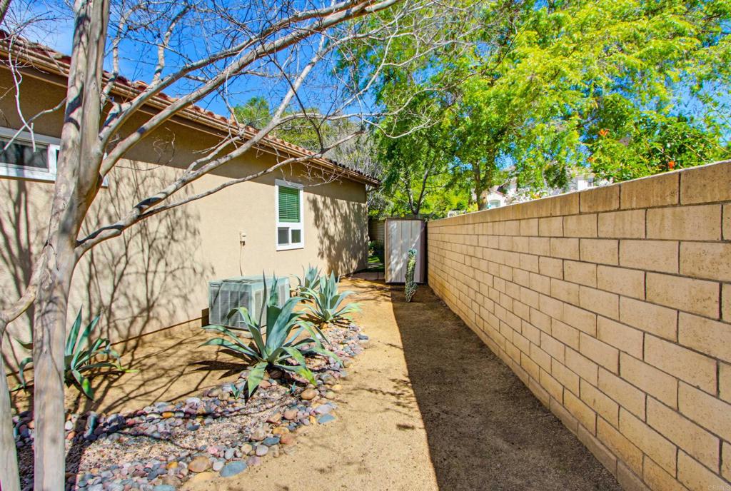 2194 Stone Castle Fallbrook, CA 92028 - Photo 54 of 60