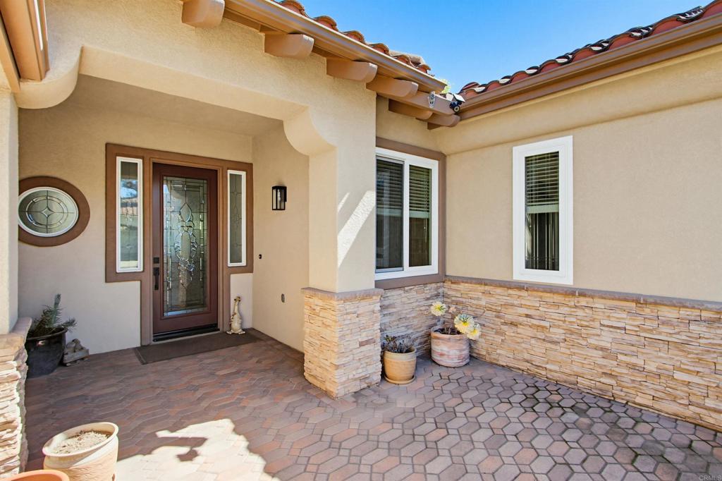 2194 Stone Castle Fallbrook, CA 92028 - Photo 7 of 60