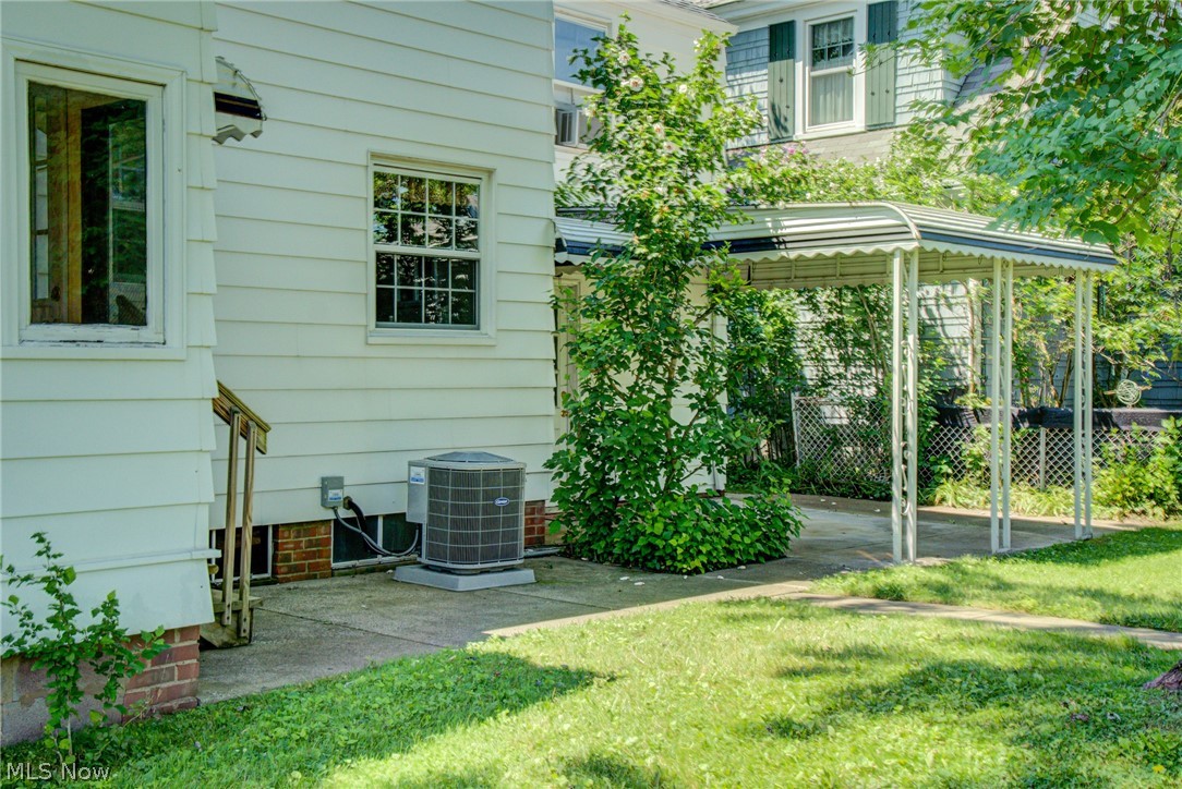 1507 Lyndhurst Road Lyndhurst, OH 44124 - Photo 7 of 8 Gallery Image 7