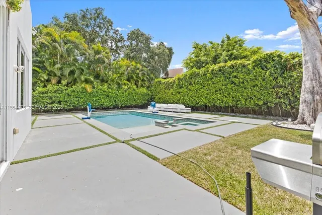 a view of a basket ball ground