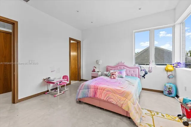 $4,500,000 | 19914 Northeast 19th Court, Miami, FL 33179