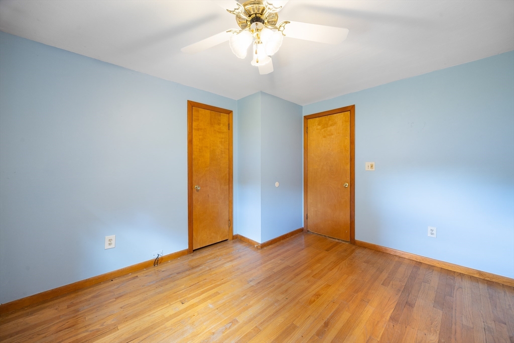522 Prospect Street Chicopee, MA 01020 - Photo 20 of 24