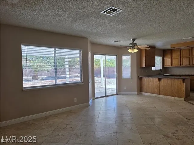 $2,395 | 272 Cordero Drive, Henderson, NV 89074